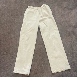 Zara Beige Wide Leg Sweatpants Medium